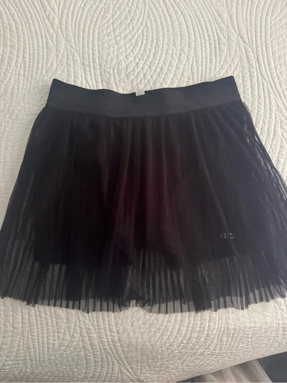ALO Yoga Black Pleated Tulle Skirt